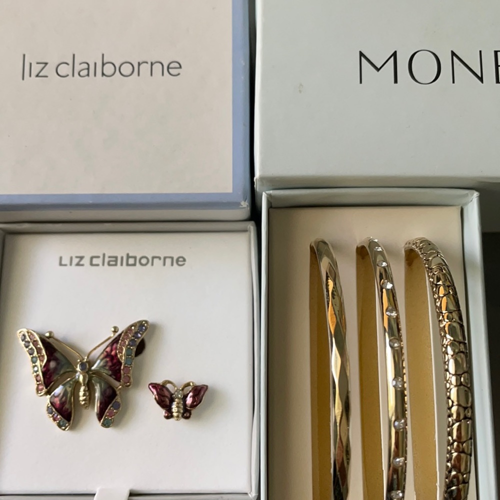 Bangle & Pins